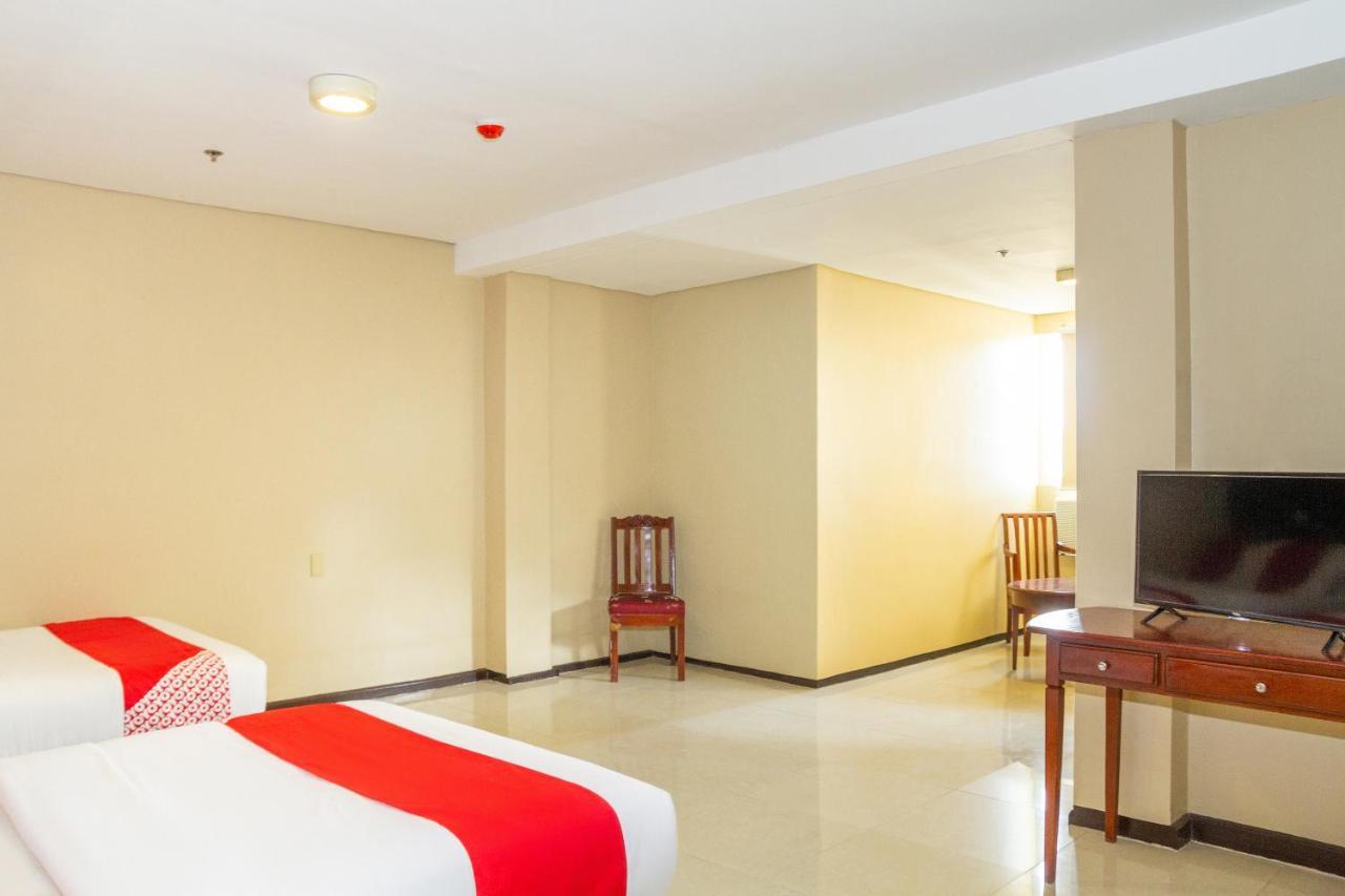 Oyo 133 Jazzy James Country Hotel 2 Davao Bagian luar foto