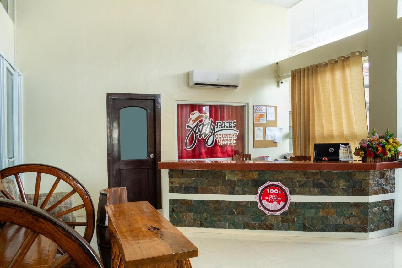 Oyo 133 Jazzy James Country Hotel 2 Davao Bagian luar foto