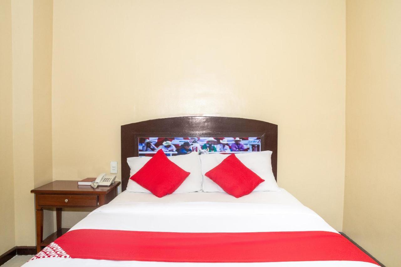 Oyo 133 Jazzy James Country Hotel 2 Davao Bagian luar foto
